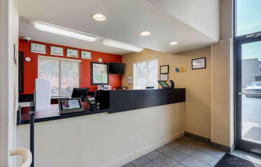 Extended Stay America Select Suites - Greenville - Haywood Mall Intérieur photo