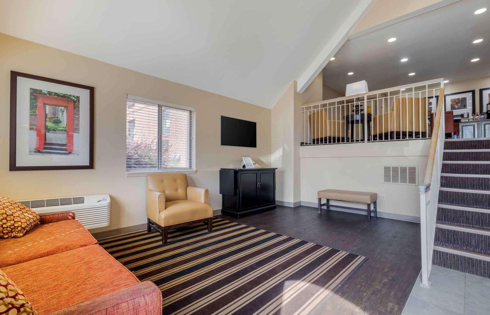 Extended Stay America Select Suites - Greenville - Haywood Mall Extérieur photo