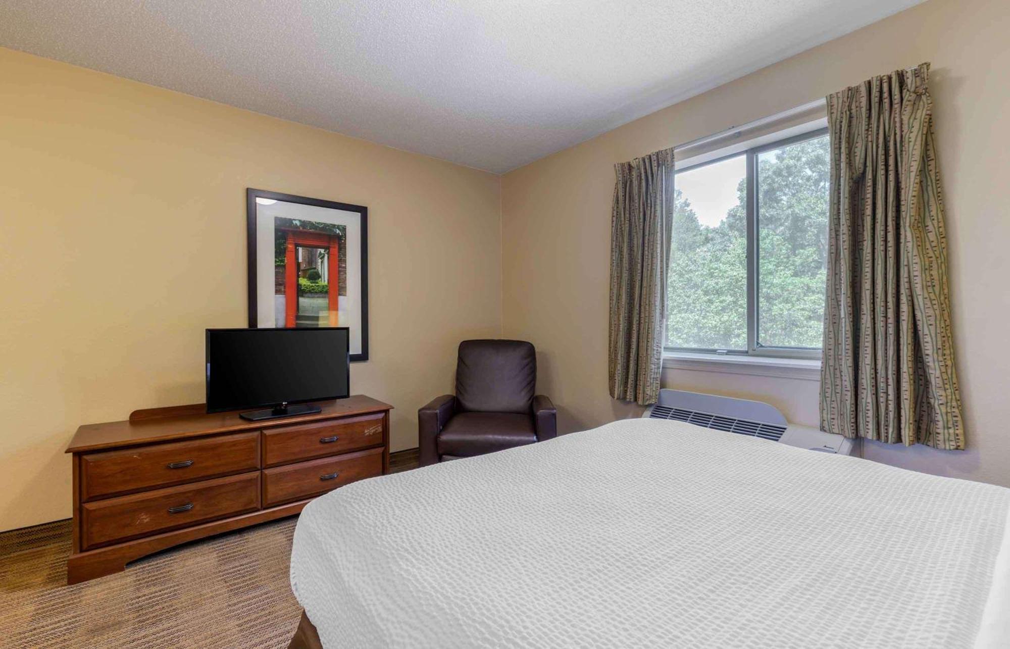 Extended Stay America Select Suites - Greenville - Haywood Mall Extérieur photo